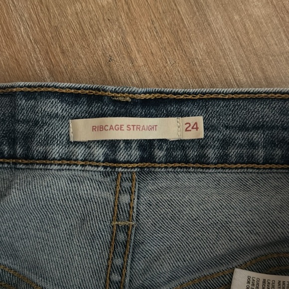 Levi jeans - Picture 2 of 3